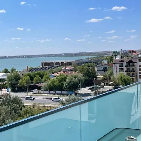 Luxury Seaside - Marina Surf Mamaia Апартаменты Нэводари