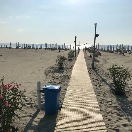 Apartment Luxury Seaside Apartament - Marina Surf Mamaia